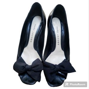 Marc Jacobs Peep Toe Bow Made in Italy Leather heels
